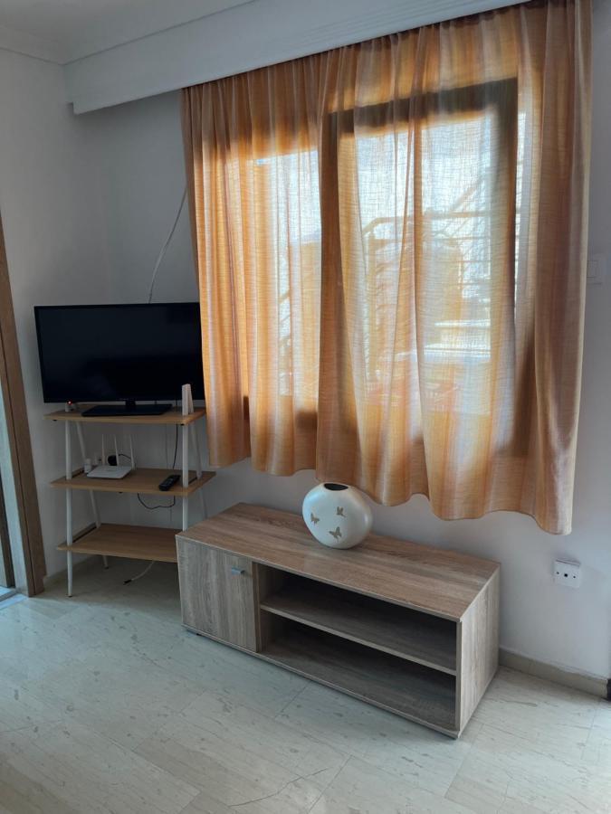 Nantia Apartment Myrina Exteriör bild