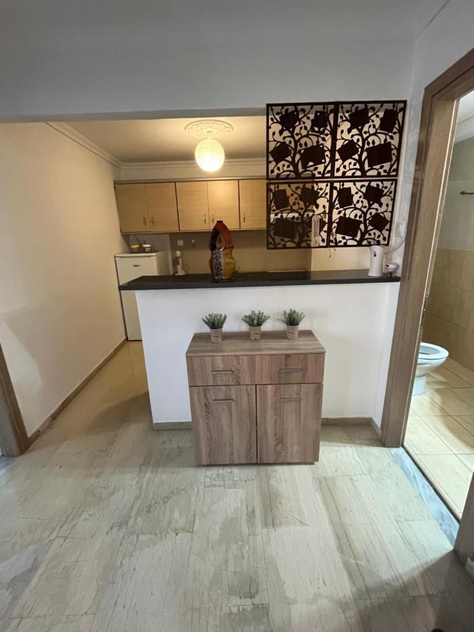 Nantia Apartment Myrina Exteriör bild