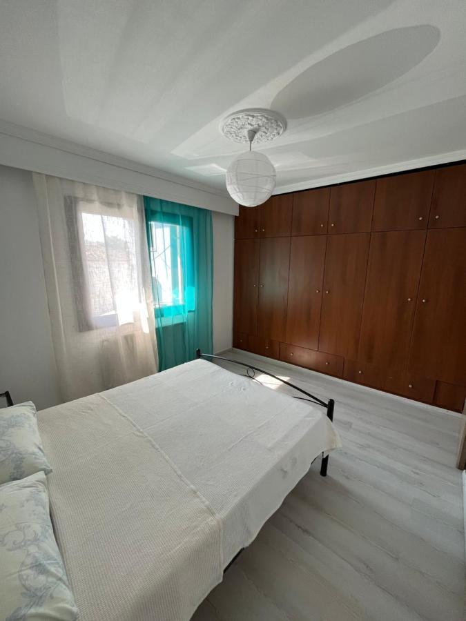 Nantia Apartment Myrina Exteriör bild